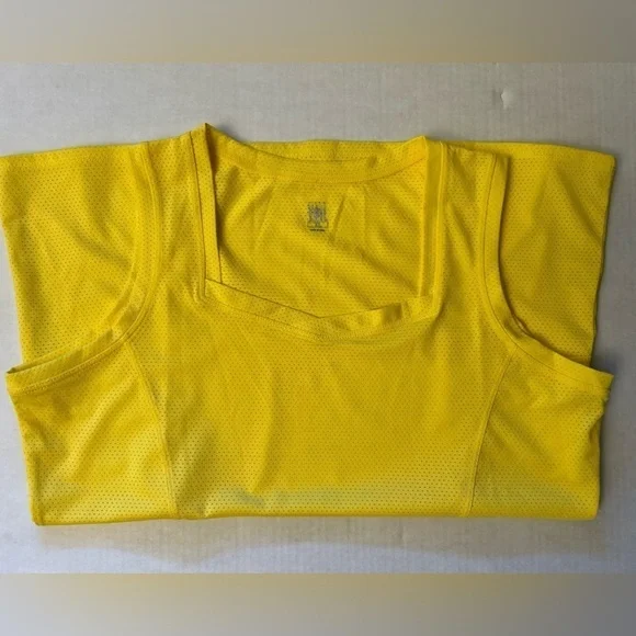 Tail bright yellow activewear tank top w/perforated detail Sz-XL.  W14 - Picture 7 of 9